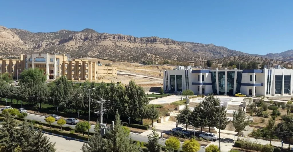 جامعة إيلام تفتتح قسماً للغة والأدب الكوردي وتستقبل 25 طالباً