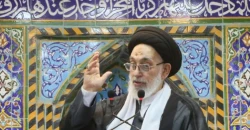Prominent Iraqi cleric urges dollar salaries after devaluation
