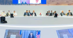 بمشاركة العراق.. أوبك+ تؤكد التزامها باستقرار الأسواق وأمن الإمدادات النفطية