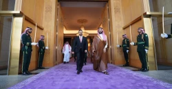 الزيدي لإبن سلمان: ندين استهداف مطار الملك خالد ولا نسمح باستخدام أراضينا للاعتداء