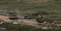 Israeli patrol sets up checkpoint in Syria's Quneitra