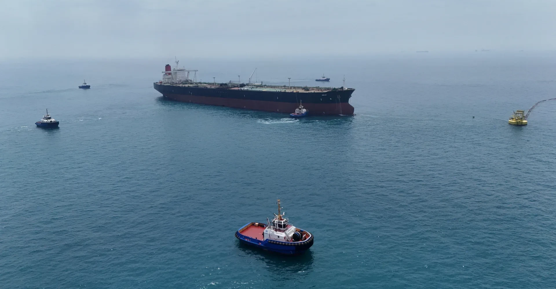 Oil supertanker struck while exiting Strait of Hormuz
