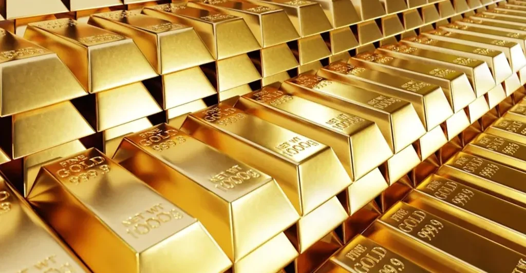 الذهب يتراجع جراء التضخم الأميركي وتوقعات رفع أسعار الفائدة