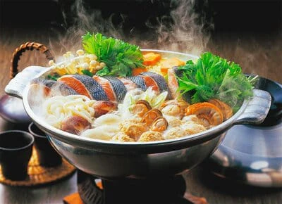 خواردنەیل گەرم رخداری تویشهاتن وە شێرپەنجەی سویڕنچگ زیای کەن