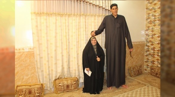أطول رجل في العراق.. يبحث عن زوجة ألمانية