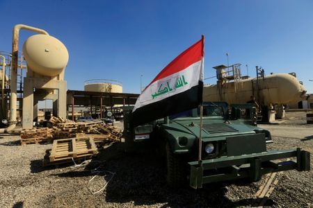 Oil companies temper Iraq's dreams of production expansion