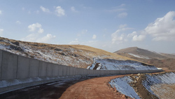 Turkey finishes half of border wall with Iranian Kurdistan