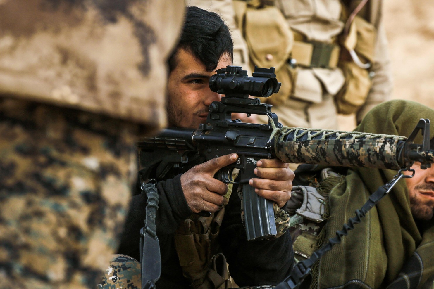  Turkey’s Erdogan wants to establish a safe zone in the ISIS capital Raqqa 
