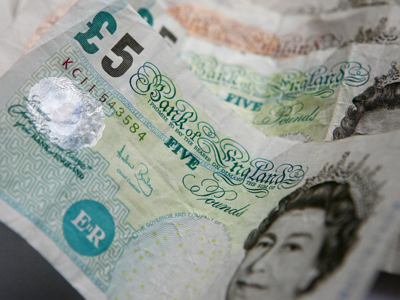 Tomorrow is your last chance to spend old paper £5 notes