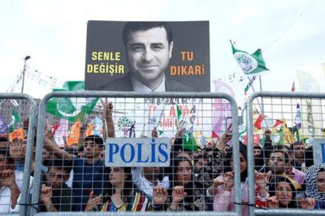  Jailed Kurdish leader may hold key in Turkish elections