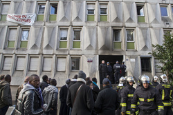  Suspect in killings of 3 Kurdish activists dies in Paris 