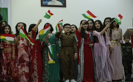  Kirkuk students celebrate on Kurdistan Flag Day 