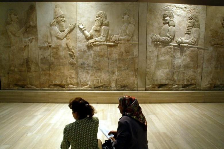 متحف بريطاني يدرب أثريين عراقيين على ترميم مناطق أثرية