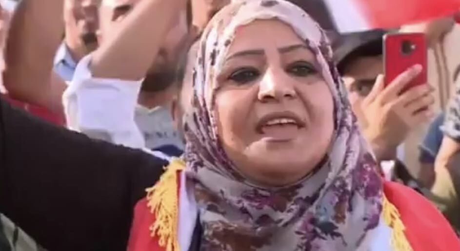 صدور مذكرة قبض بحق امرأة مجدت صدام والبعث بتظاهرات للعرب في كركوك