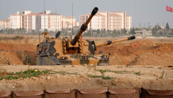 الكورد يتهمون الجيش التركي بمواصلة استهداف شمال شرقي سوريا رغم الهدنة