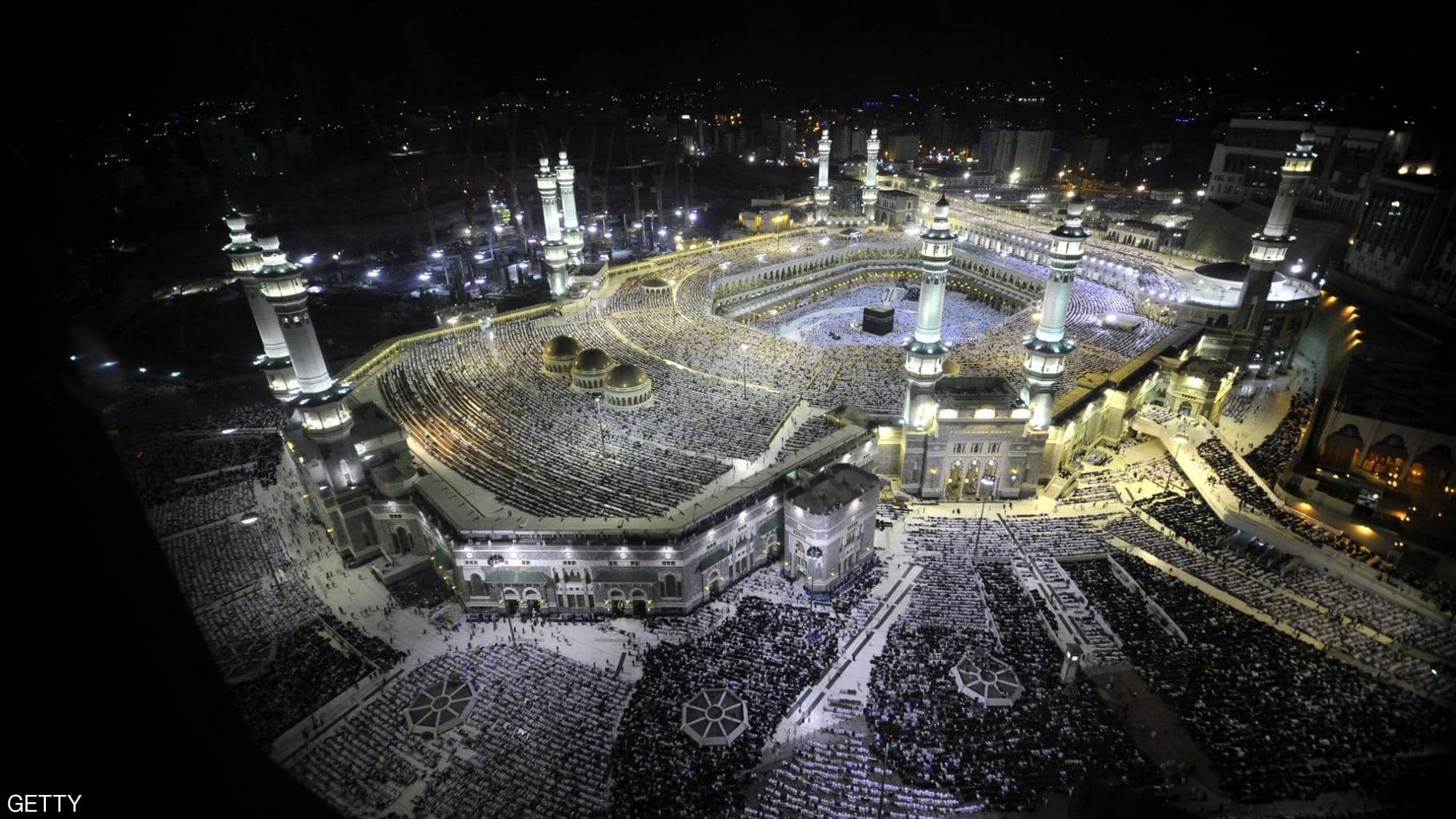 السعودية تقرر تقييد مرات العمرة في رمضان