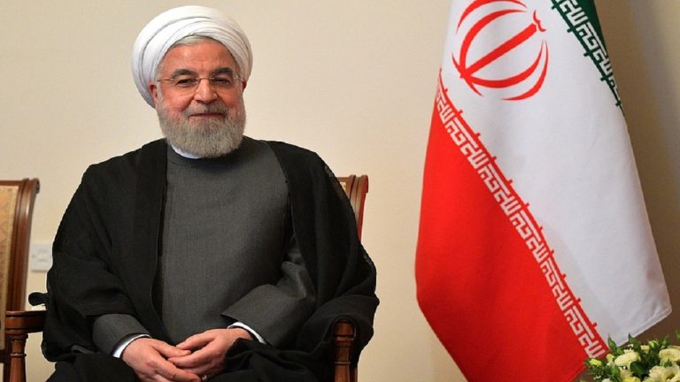 روحاني: إيران ستضخ الغاز في أجهزة طرد مركزي بمحطة فوردو