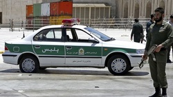 إيران تسجل أول حالة انتحار بسبب رفع أسعار البنزين