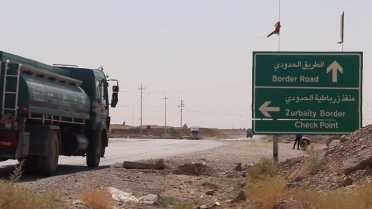 العراق يعيد غلق معبر مع ايران بسبب كورونا