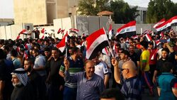 عشائر عراقية تلبي نداء السيستاني وتحشد للتظاهرات لتغيير النظام في البلاد