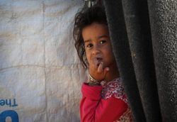 صحيفة: "الطفل المعجزة" في الموصل يواجه معركة جديدة للبقاء