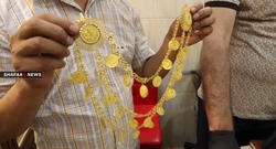 الذهب يلتحق بالدولار ويرتفع في الأسواق العراقية 