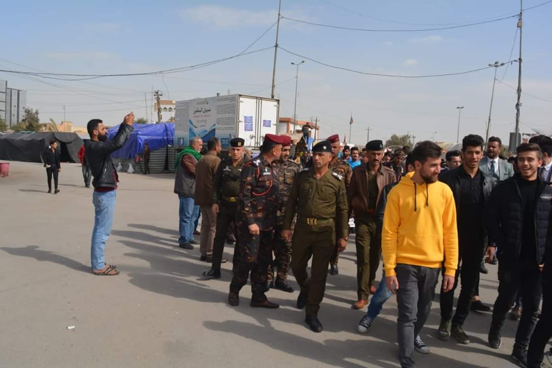 Protesters close two colleges in Nasiriyah and security spread in Najaf