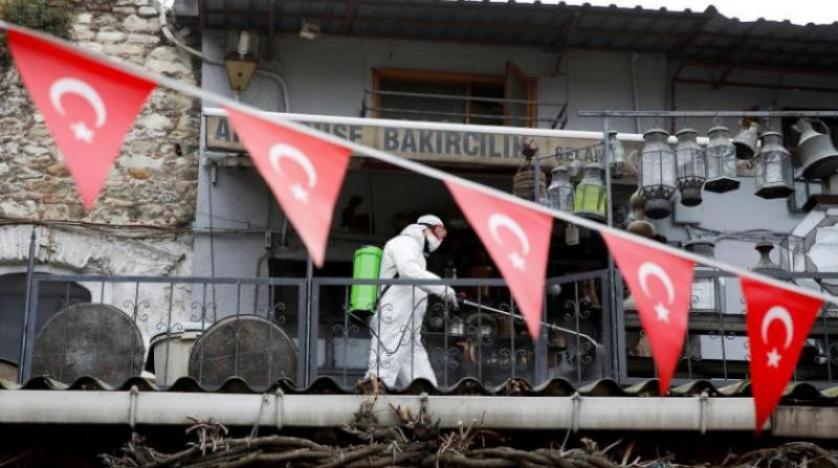 تركيا تسجل أعلى إصابات بكورونا في الشرق الأوسط