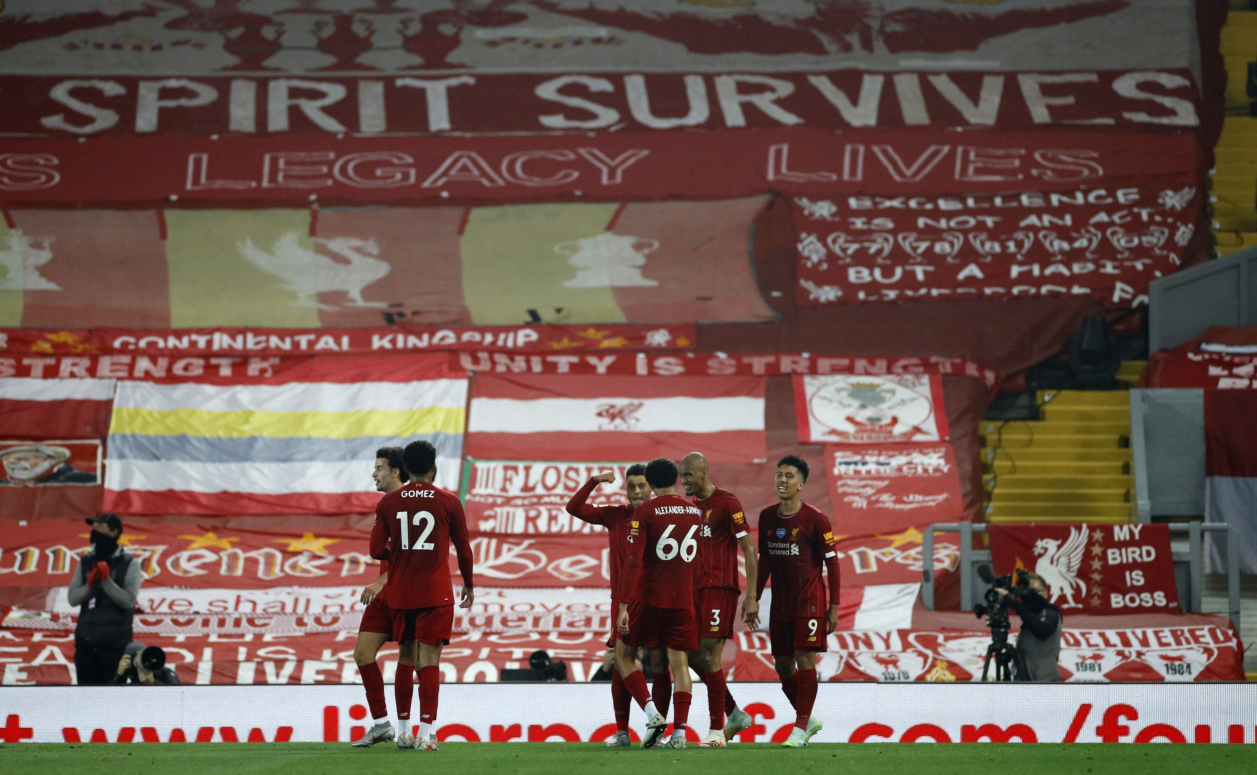 بليلة التتويج.. ليفربول يمطر شباك تشيلسي بخمسة أهداف