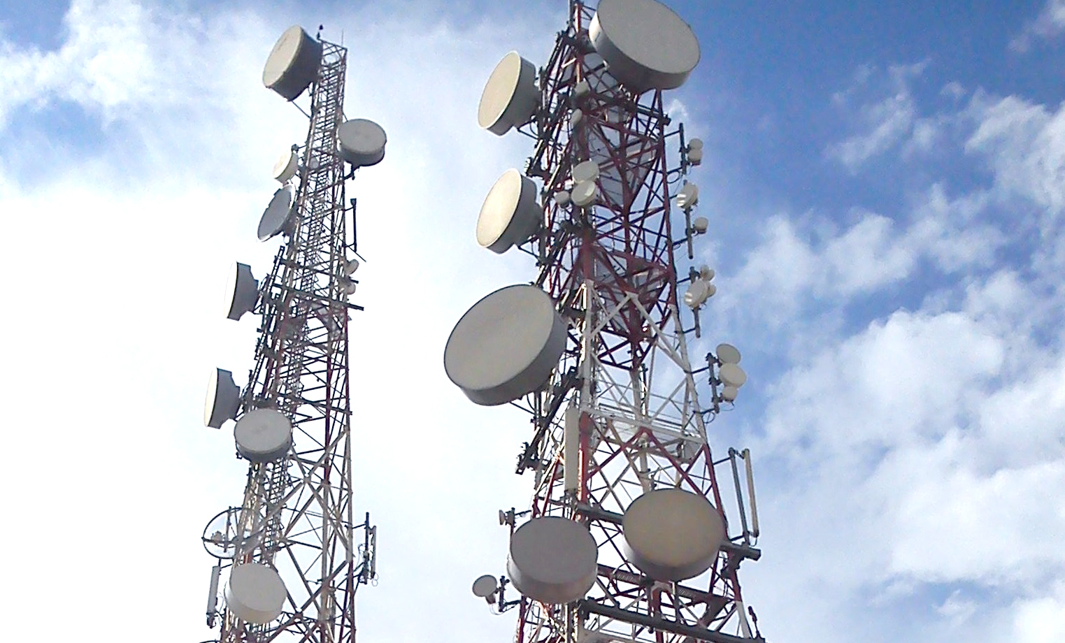 Iraq-Iran internet capacities cut by unknown parties