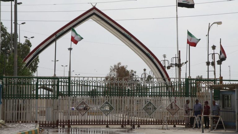 إيران تعيد فتح معبر ”خسروي“ مع العراق