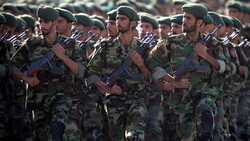 الحرس الثوري الإيراني يعلن قصف مواقع على الحدود مع إقليم كوردستان
