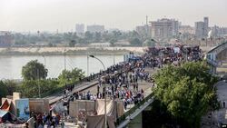 ناشطون يطلقون تحذيرات من "فخ" اقتحام المنطقة الخضراء ببغداد