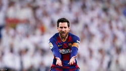 ميسى يؤكد تخفيض الرواتب ويهاجم إدارة برشلونة