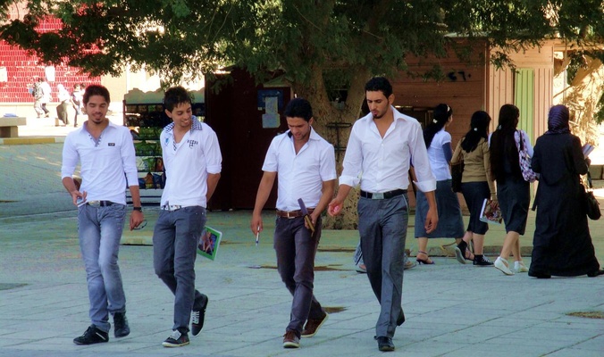 إيران تعلن استعدادها لإستقبال الطلاب الجامعيين العراقيين للعلوم الطبية