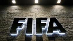 الفيفا يدرس تأجيل تصفيات كأس العالم في آسيا