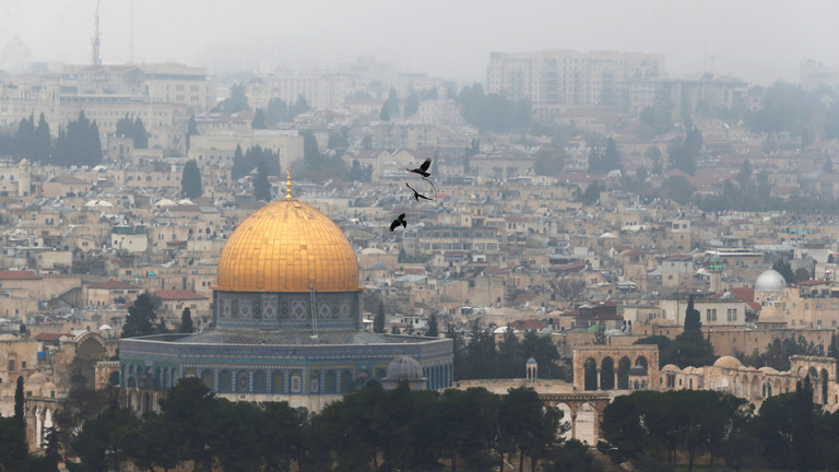 حماس والجهاد الإسلامي تشيدان بإقرار العراق قانون تجريم التطبيع مع إسرائيل