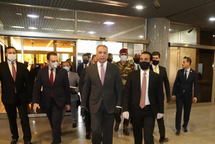 MPs submit a request to resume parliamentary sessions