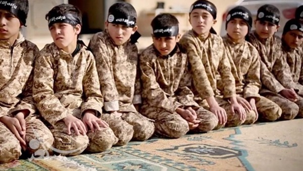 Three children of ISIS members arrive Germany