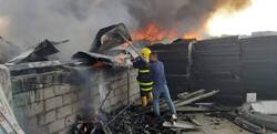 اندلاع حريق بمخازن في بغداد