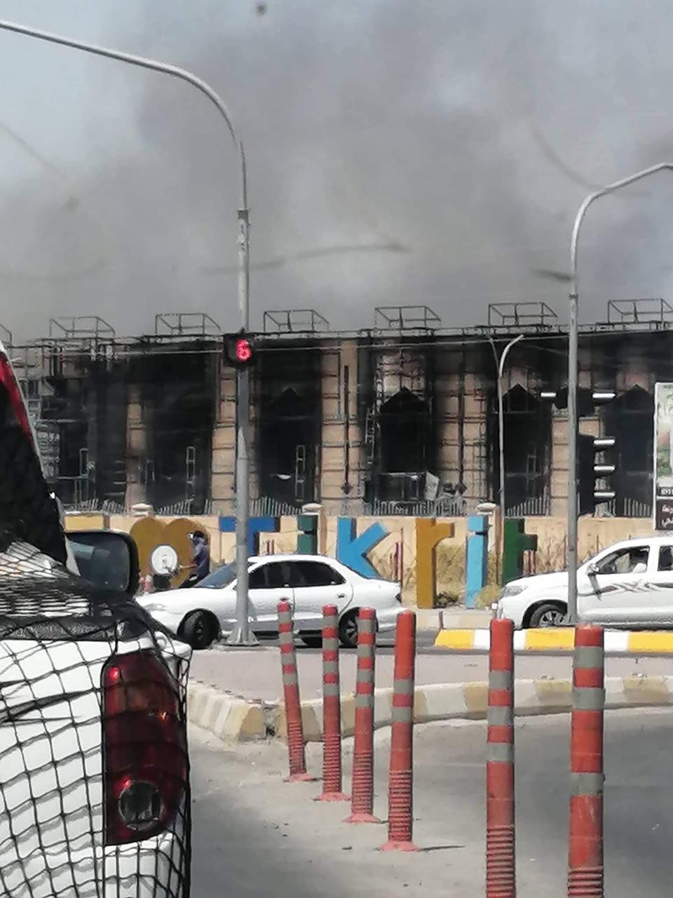 اندلاع حريق في مبنى مجلس محافظة صلاح الدين