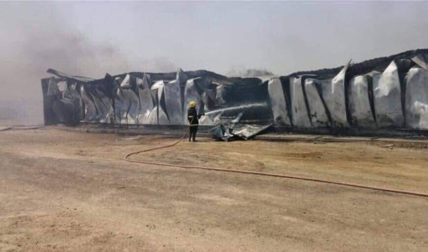 حريق كبير يلتهم حقول دواجن في محافظة الديوانية