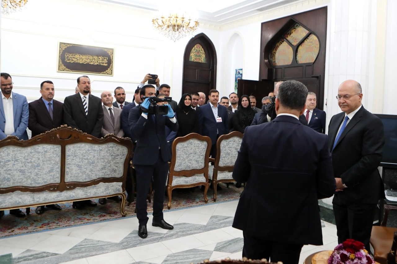 اول تعليق من الرئيس العراقي على تكليفه عدنان الزرفي