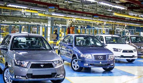رحيل شركات يسبب أزمة بانتاج صناعة السيارات في ايران