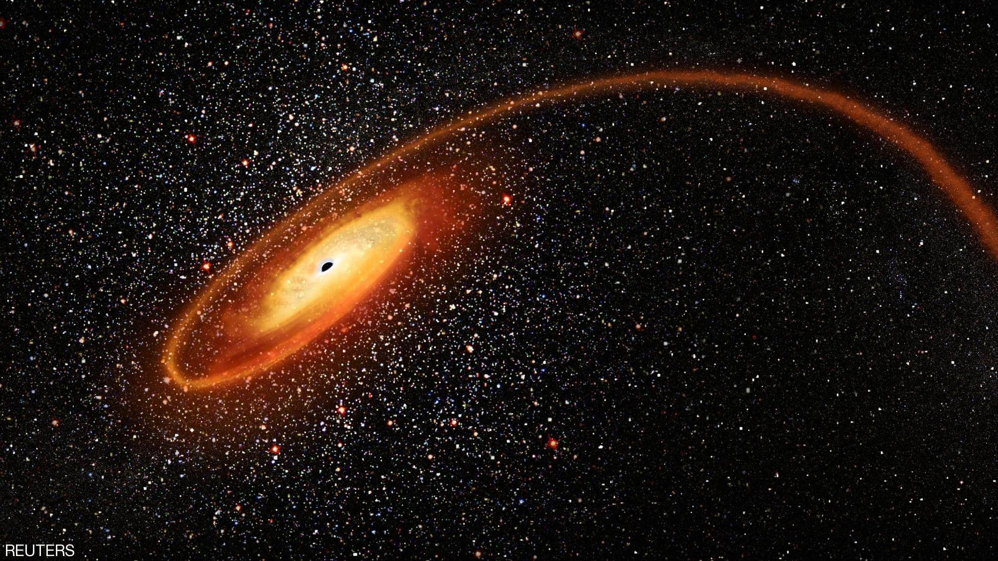 العلماء يرصدون "رقصة مدمرة" في الفضاء بين ثقبين أسودين