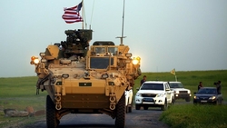 Trump keeps 200 American troops in Syria