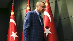 استطلاع: شعبية أردوغان ترتفع مع استقرار الليرة