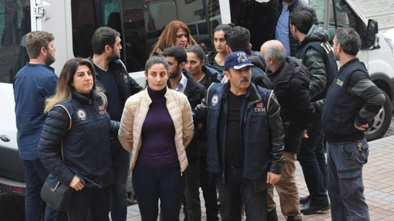 الشعوب الكوردي: تركيا اعتقلت أكثر من 15 ألف عضو من حزبنا