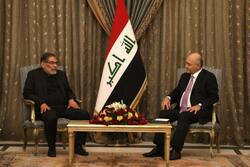 صالح يبلغ شمخاني ضرورة دعم سيادة العراق