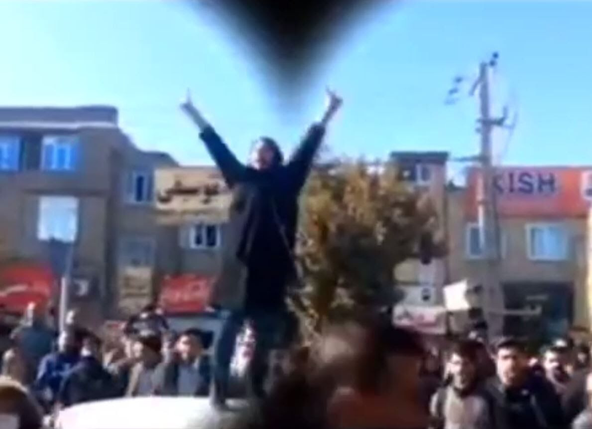 طهران تقحم السليمانية بقضية الاحتجاجات في إيران
